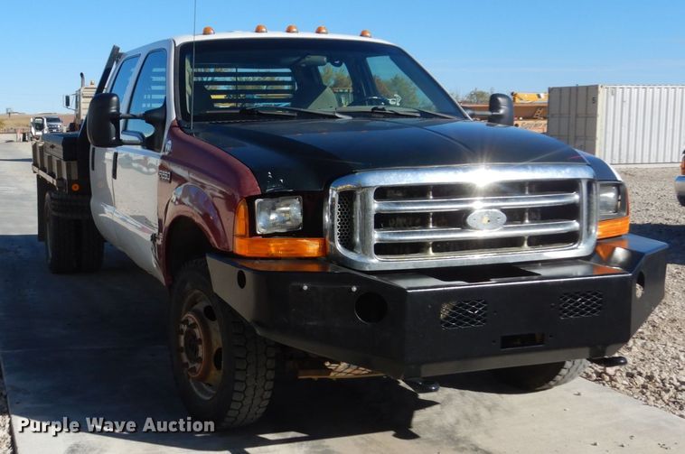 image for item HS9364 2001 Ford F450 Super Duty  Crew Cab flatbed truck