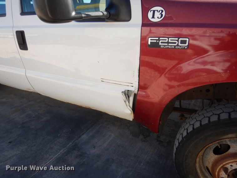 image for item HS9364 2001 Ford F450 Super Duty  Crew Cab flatbed truck