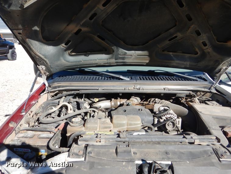 image for item HS9364 2001 Ford F450 Super Duty  Crew Cab flatbed truck