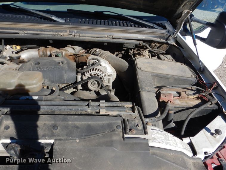 image for item HS9364 2001 Ford F450 Super Duty  Crew Cab flatbed truck