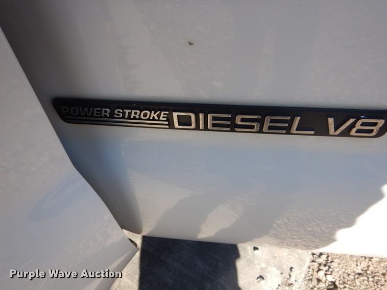 image for item HS9364 2001 Ford F450 Super Duty  Crew Cab flatbed truck