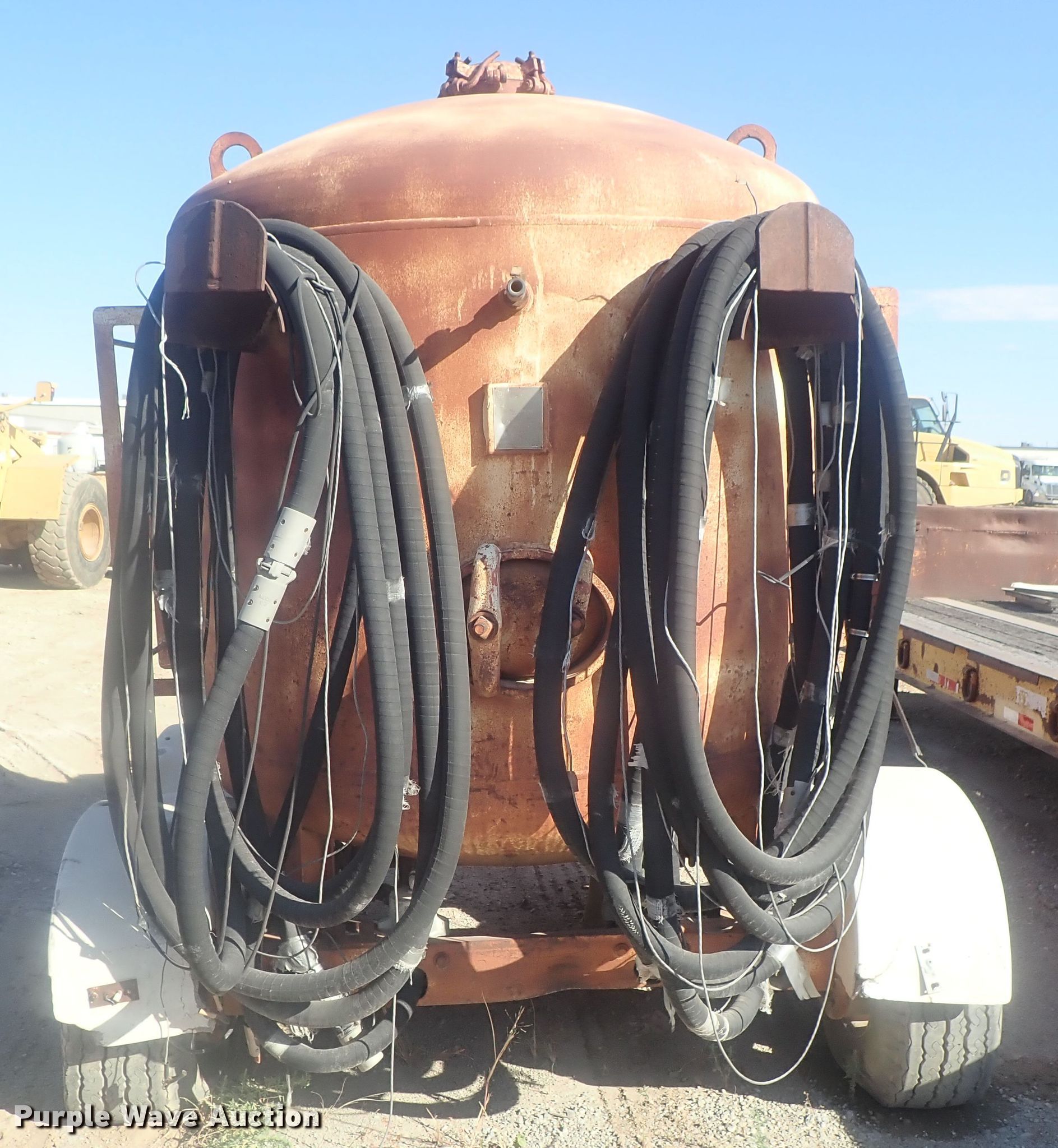 Schmidt 140 sandblasting pot in Wichita, KS Item GL9415 sold Purple