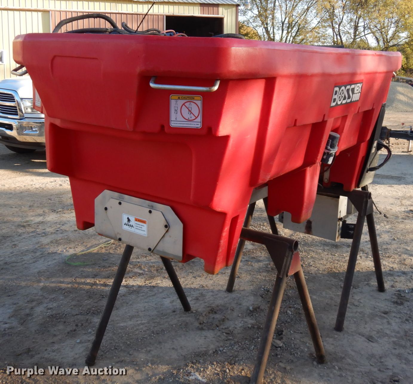 Boss VBX 8000 spreader in Kasson, MN | Item HD9049 sold | Purple Wave