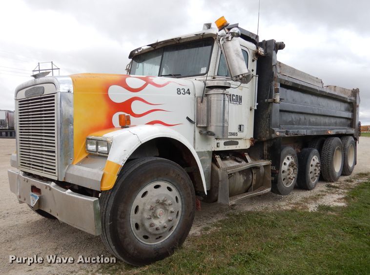 image for item AF9950 1993 Freightliner FLD  dump truck