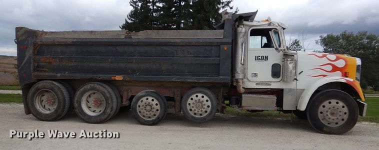 image for item AF9950 1993 Freightliner FLD  dump truck