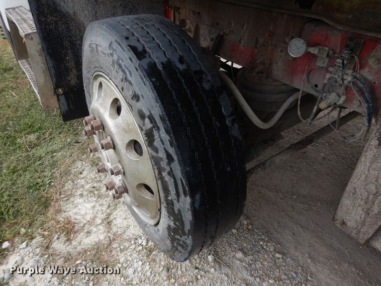 image for item AF9950 1993 Freightliner FLD  dump truck