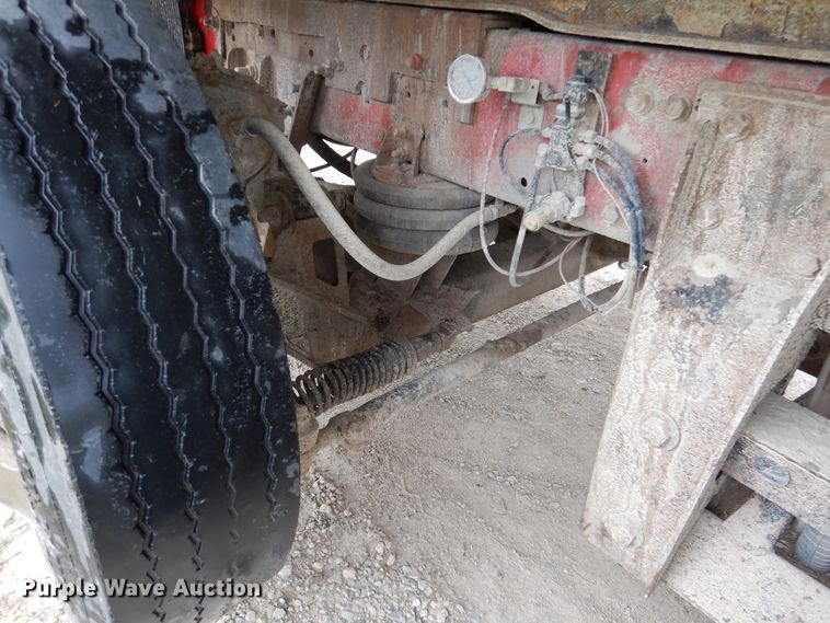 image for item AF9950 1993 Freightliner FLD  dump truck