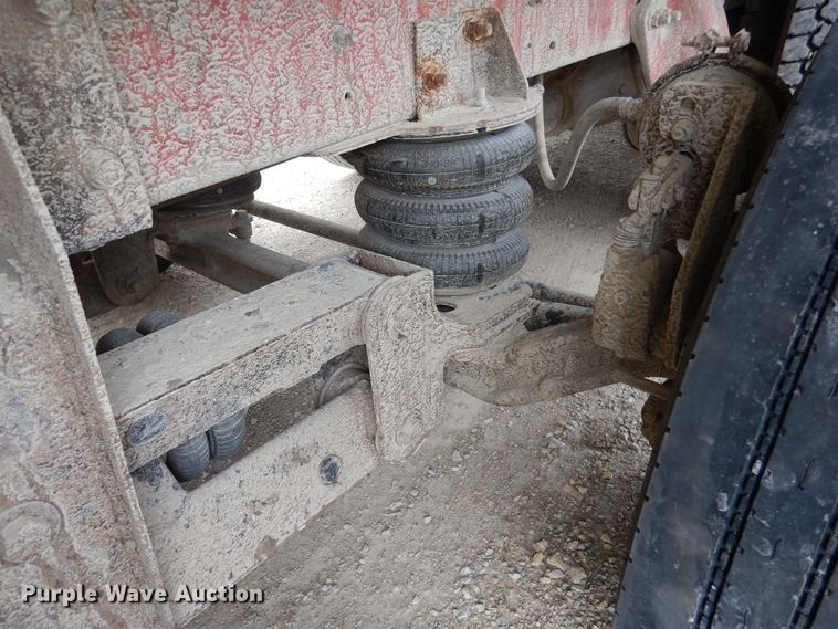 image for item AF9950 1993 Freightliner FLD  dump truck