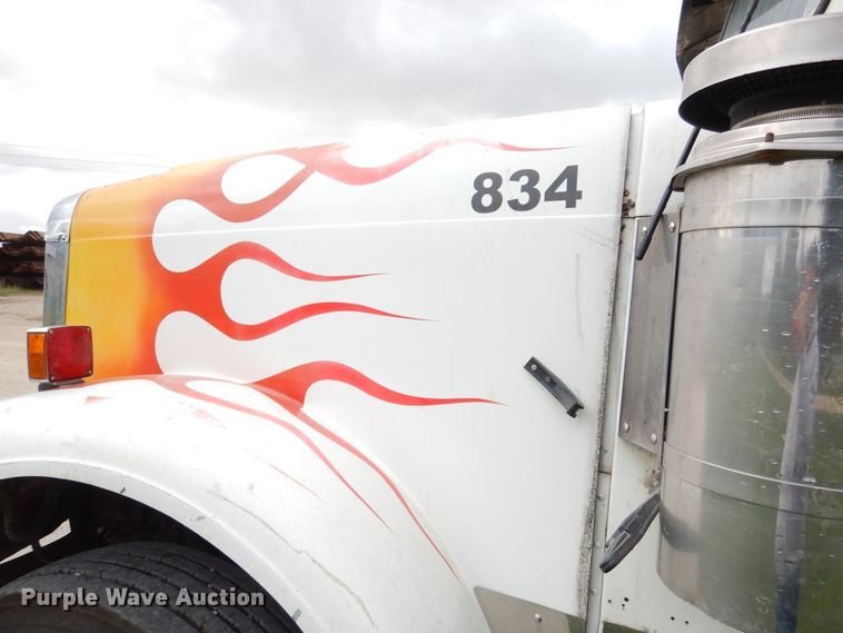 image for item AF9950 1993 Freightliner FLD  dump truck