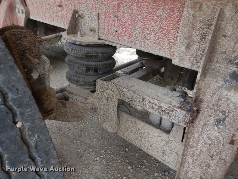 image for item AF9950 1993 Freightliner FLD  dump truck