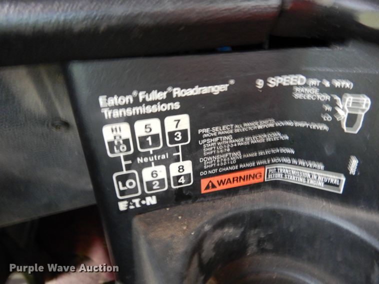 image for item AF9950 1993 Freightliner FLD  dump truck