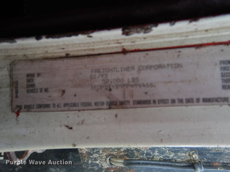 image for item AF9950 1993 Freightliner FLD  dump truck