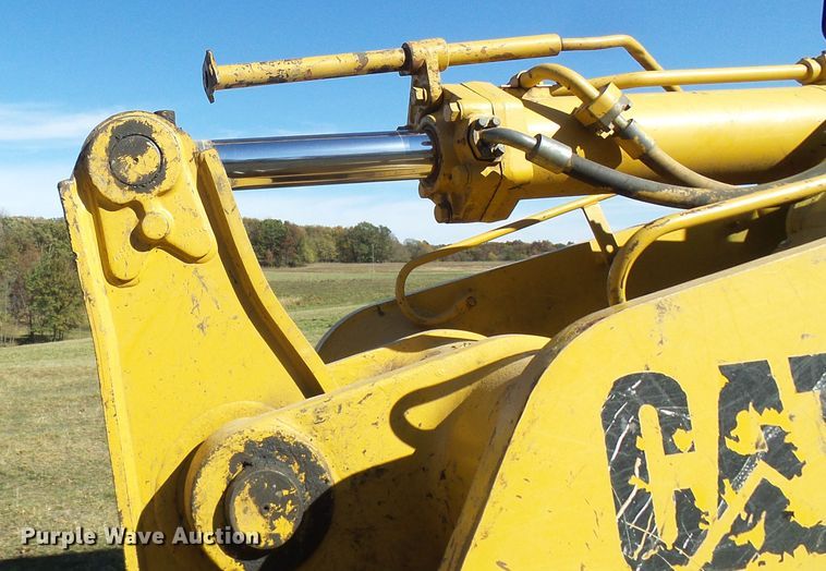 image for item DC2916 1997 Caterpillar 963B  track loader