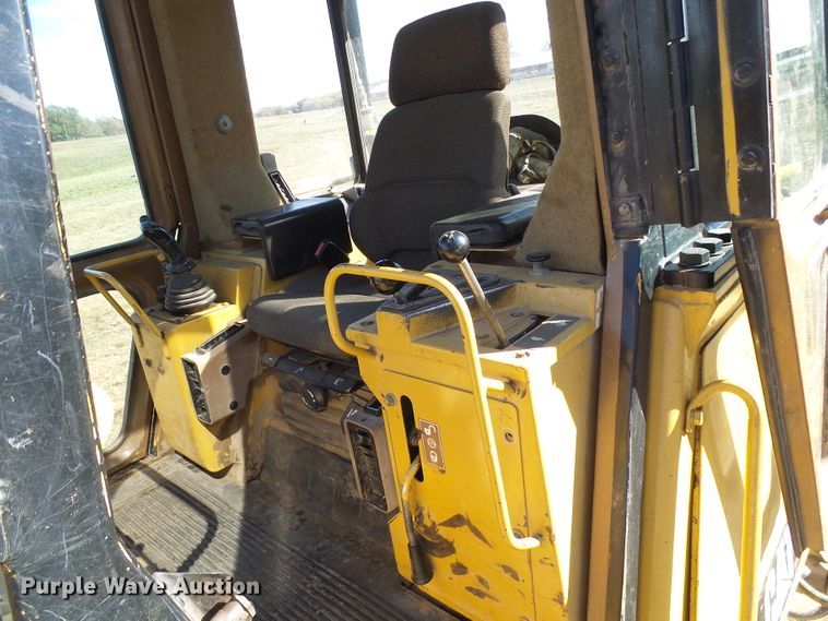 image for item DC2916 1997 Caterpillar 963B  track loader