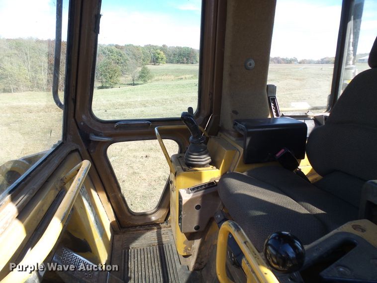 image for item DC2916 1997 Caterpillar 963B  track loader