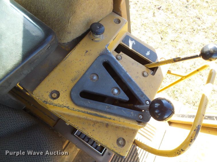 image for item DC2916 1997 Caterpillar 963B  track loader