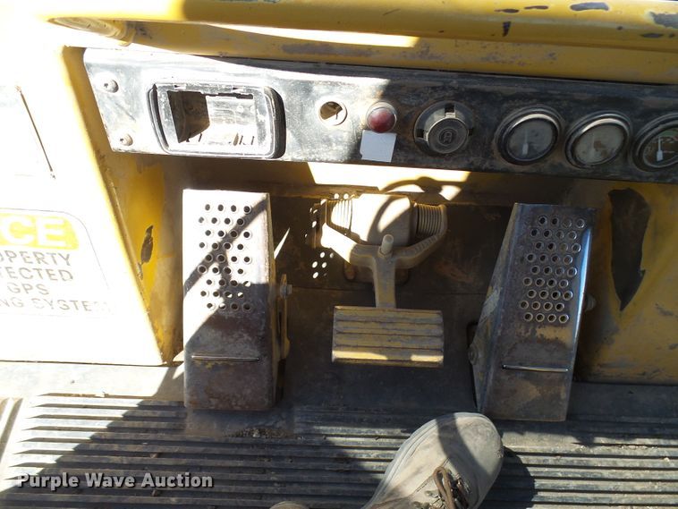 image for item DC2916 1997 Caterpillar 963B  track loader