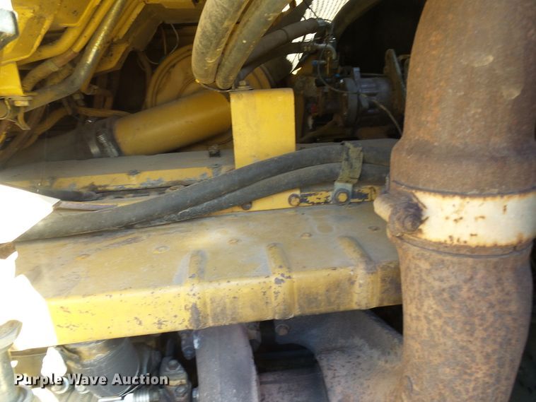 image for item DC2916 1997 Caterpillar 963B  track loader