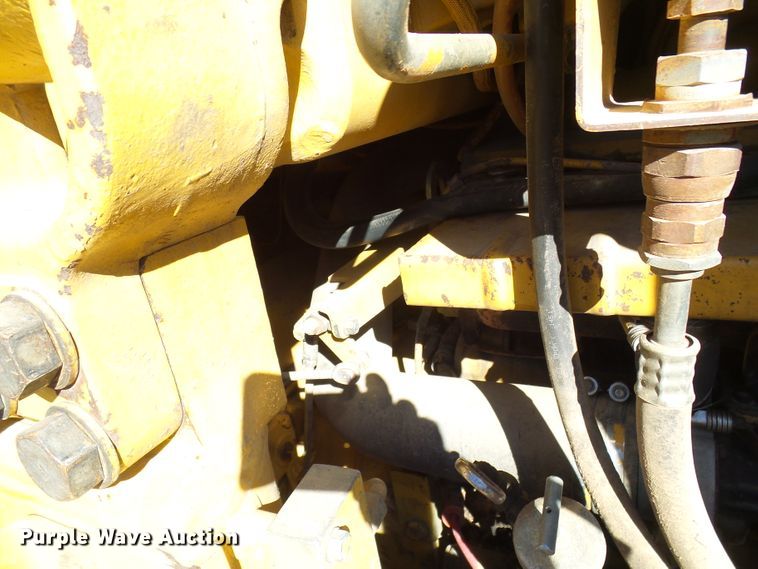 image for item DC2916 1997 Caterpillar 963B  track loader