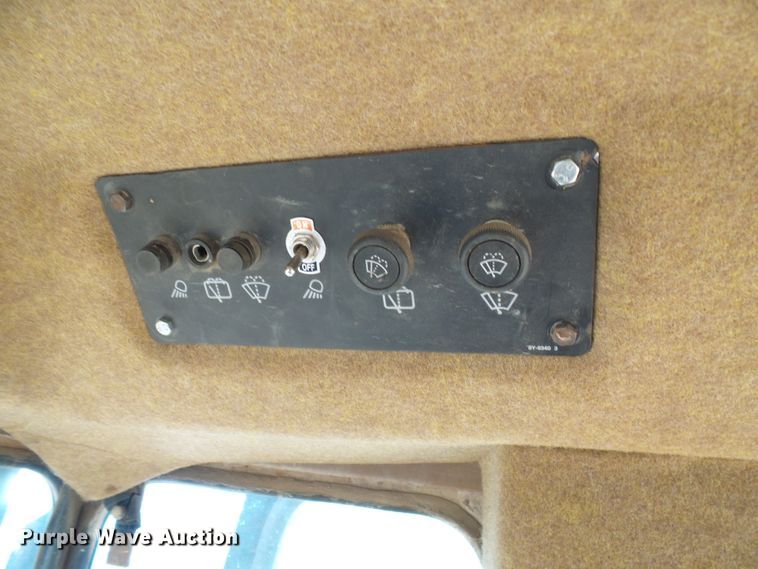 image for item DC2916 1997 Caterpillar 963B  track loader