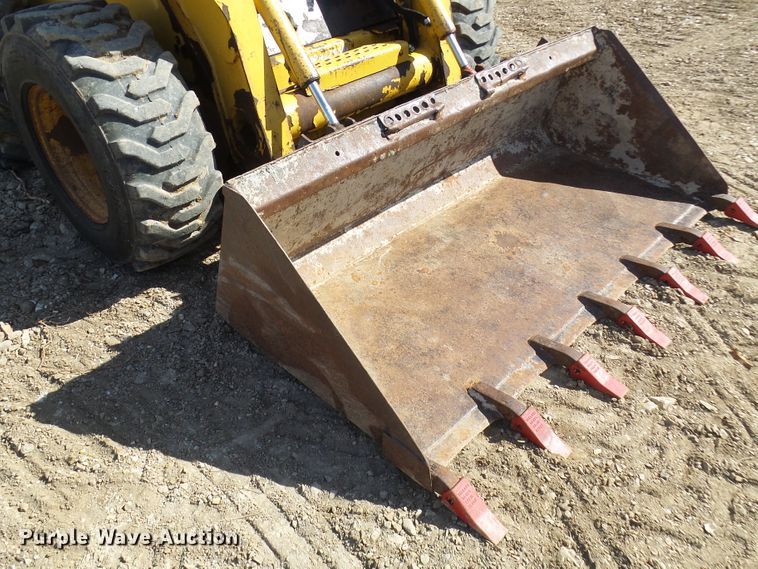 image for item DC2917 1999 John Deere 250  skid steer loader