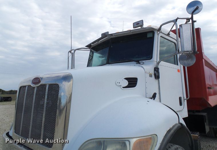 image for item DC2926 2006 Peterbilt 335  dump truck