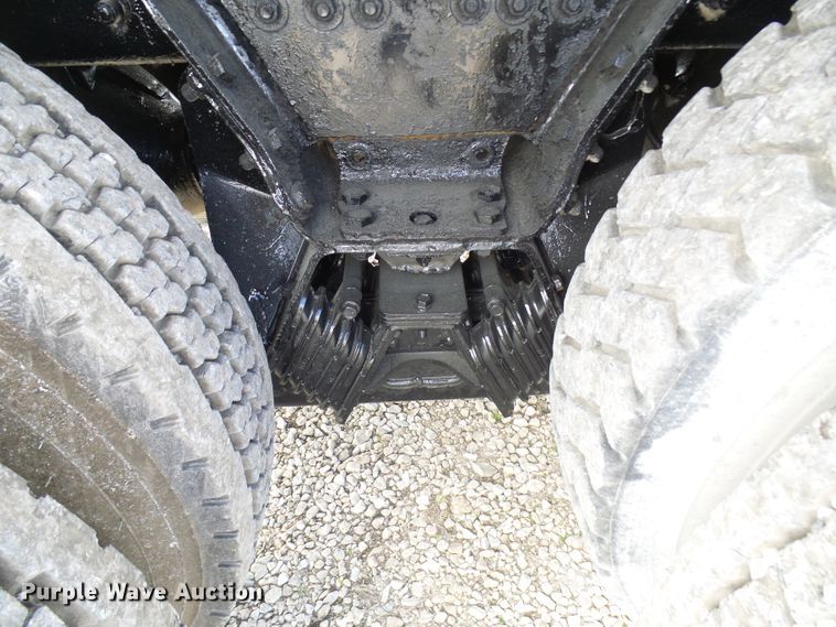 image for item DC2926 2006 Peterbilt 335  dump truck