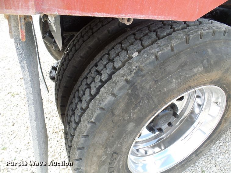 image for item DC2926 2006 Peterbilt 335  dump truck