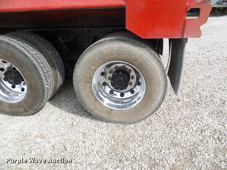 image for item DC2926 2006 Peterbilt 335  dump truck