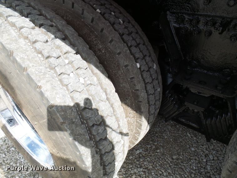 image for item DC2926 2006 Peterbilt 335  dump truck