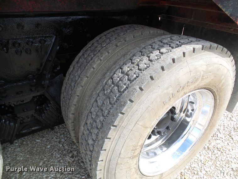 image for item DC2926 2006 Peterbilt 335  dump truck