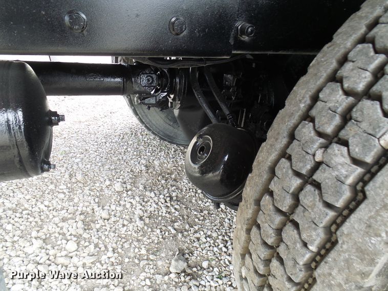 image for item DC2926 2006 Peterbilt 335  dump truck