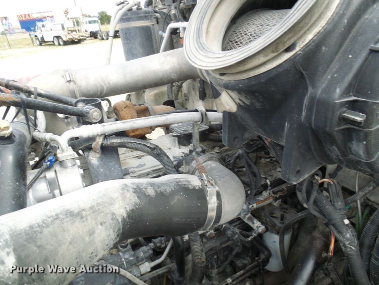 image for item DC2926 2006 Peterbilt 335  dump truck