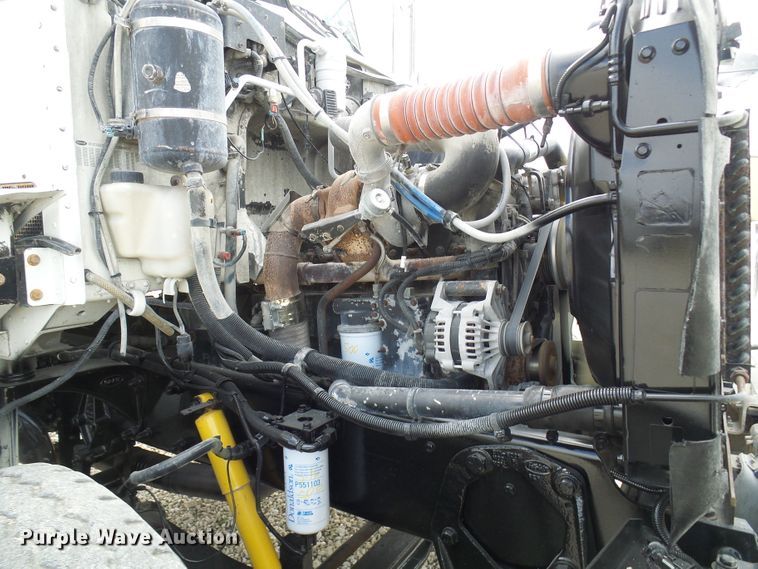 image for item DC2926 2006 Peterbilt 335  dump truck