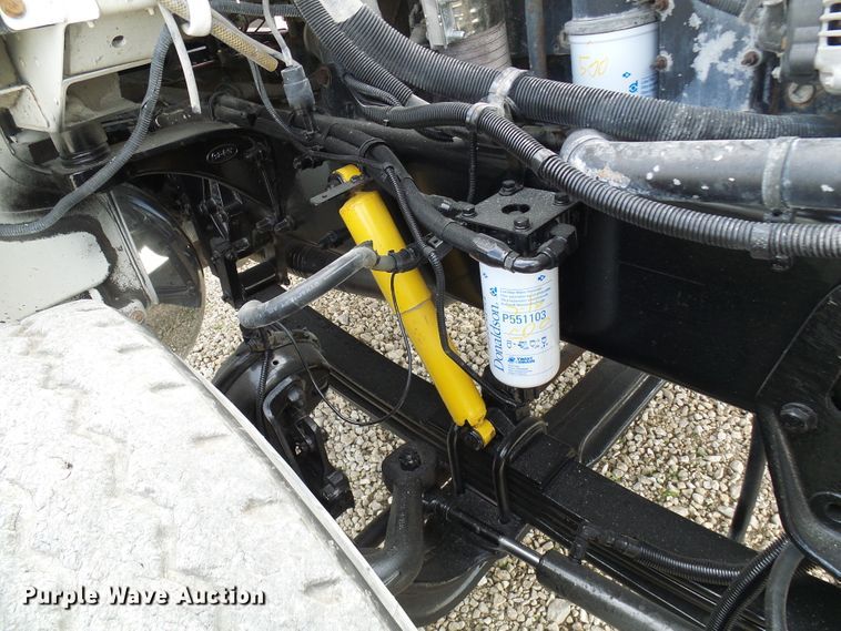 image for item DC2926 2006 Peterbilt 335  dump truck