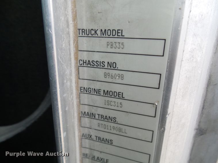 image for item DC2926 2006 Peterbilt 335  dump truck