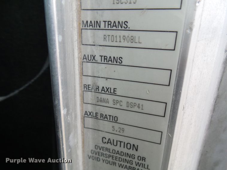 image for item DC2926 2006 Peterbilt 335  dump truck