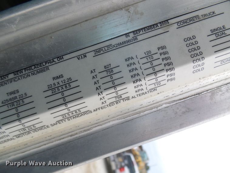 image for item DC2926 2006 Peterbilt 335  dump truck