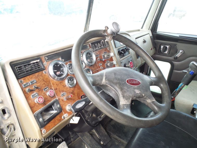 image for item DC2926 2006 Peterbilt 335  dump truck