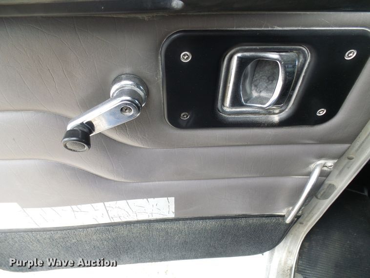 image for item DC2926 2006 Peterbilt 335  dump truck