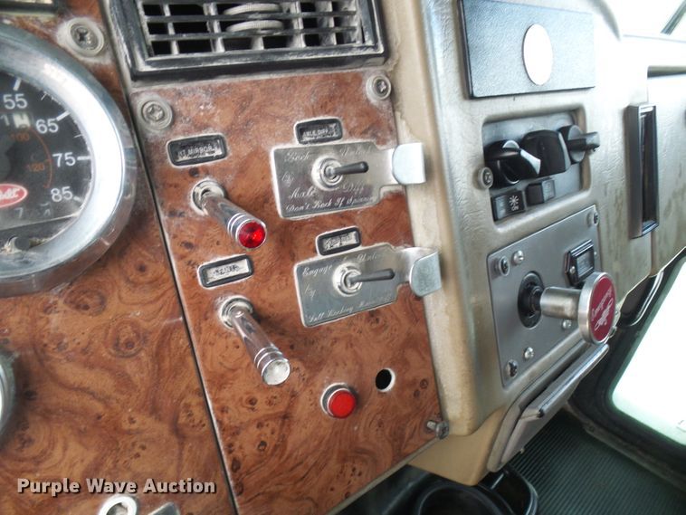 image for item DC2926 2006 Peterbilt 335  dump truck