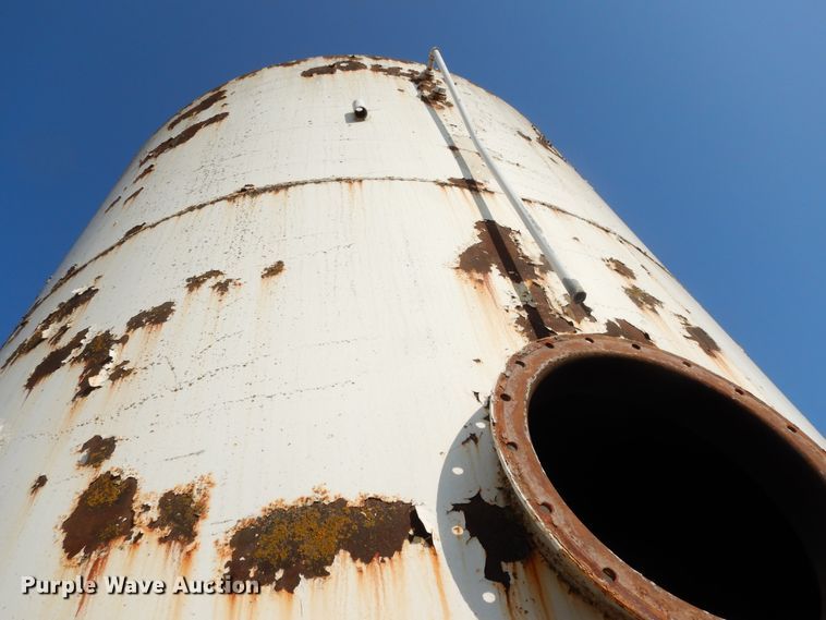 image for item DD6674 Fuel tank