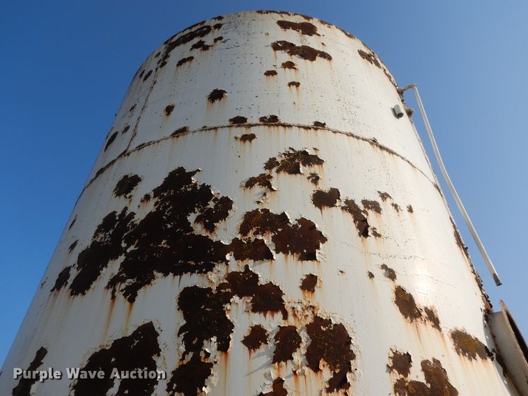 image for item DD6674 Fuel tank