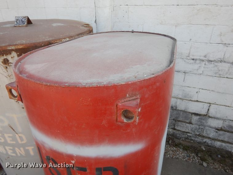 image for item DD6676 (3) tanks