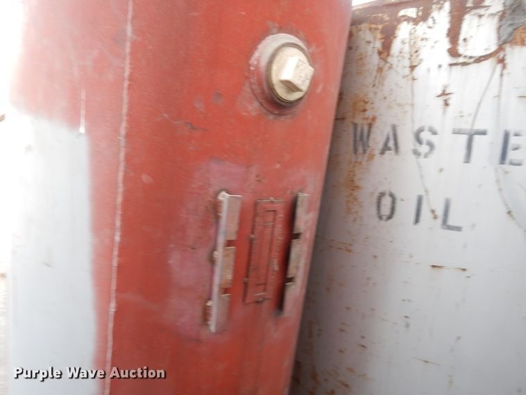 image for item DD6676 (3) tanks