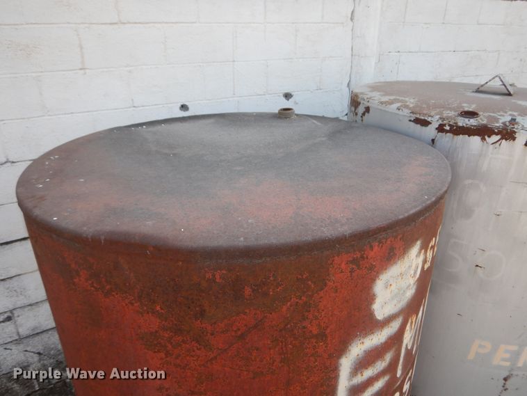 image for item DD6676 (3) tanks