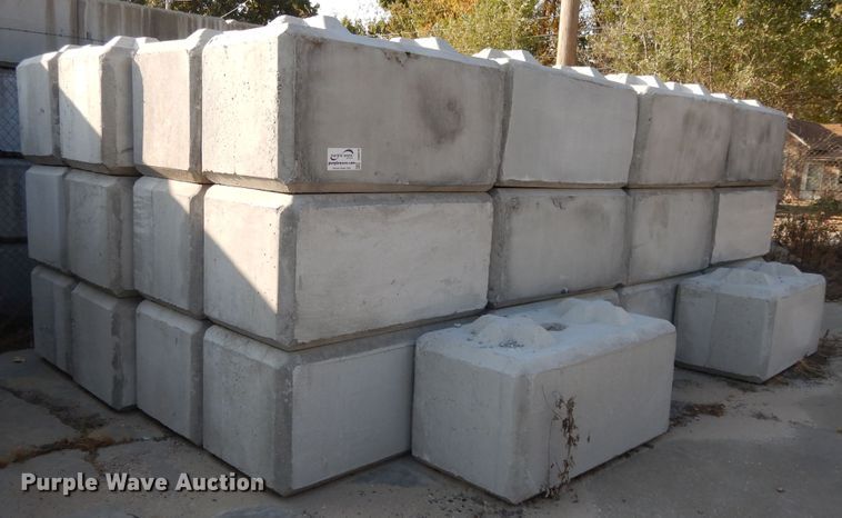 image for item DD6678 (50) concrete blocks
