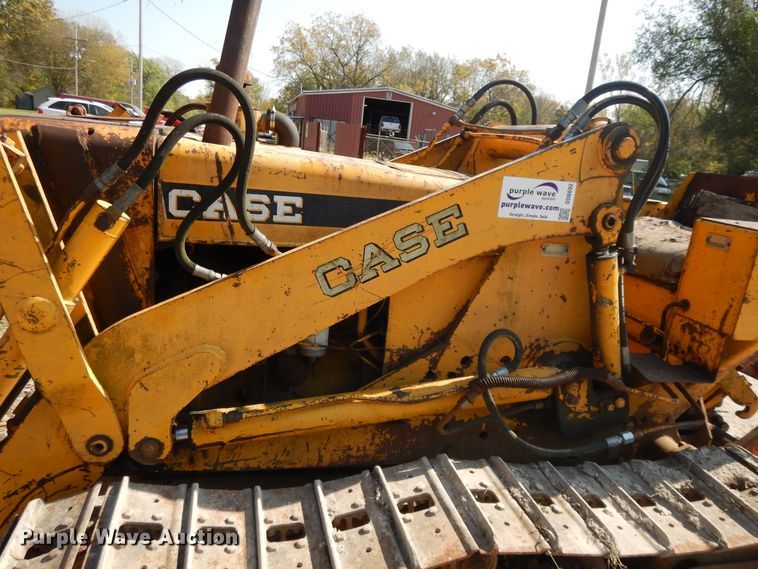 image for item DD6692 1965 Case 310G  track loader