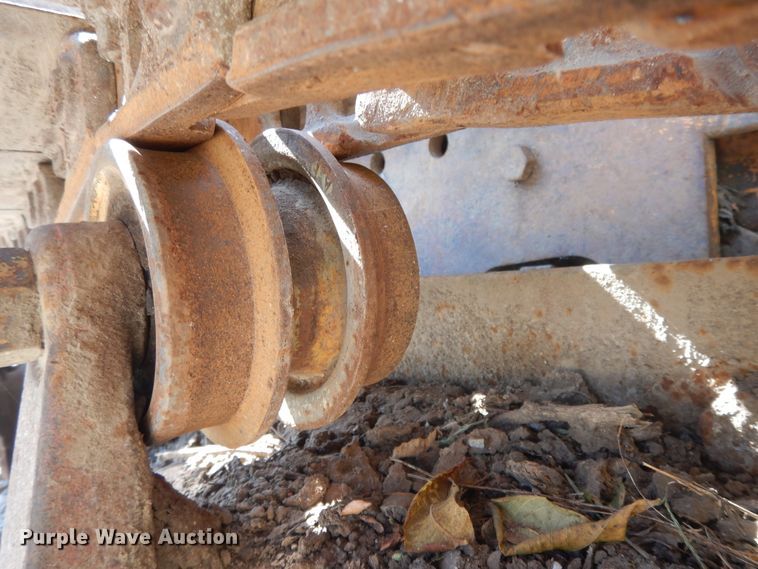 image for item DD6692 1965 Case 310G  track loader