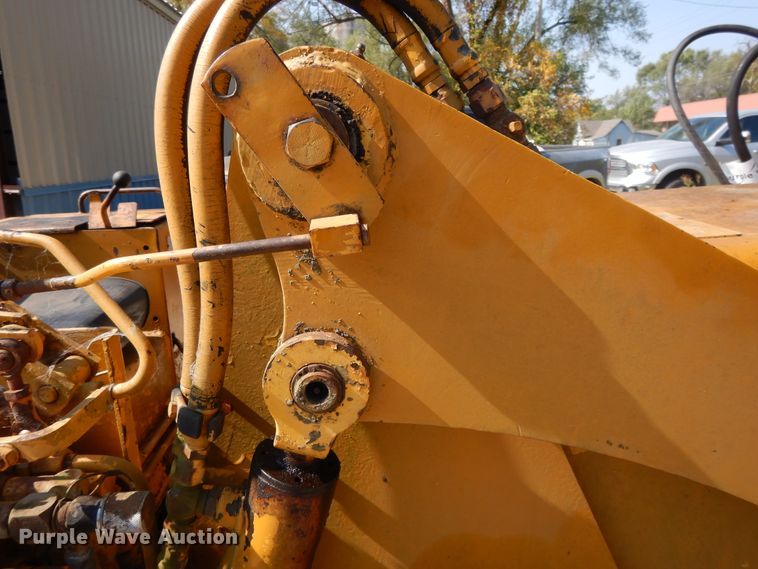 image for item DD6694 Case 350  track loader